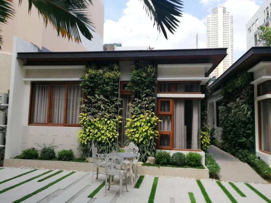 Adria Residences - Emerald Garden - 2 Bedroom Unit For 4 Person 马尼拉 外观 照片