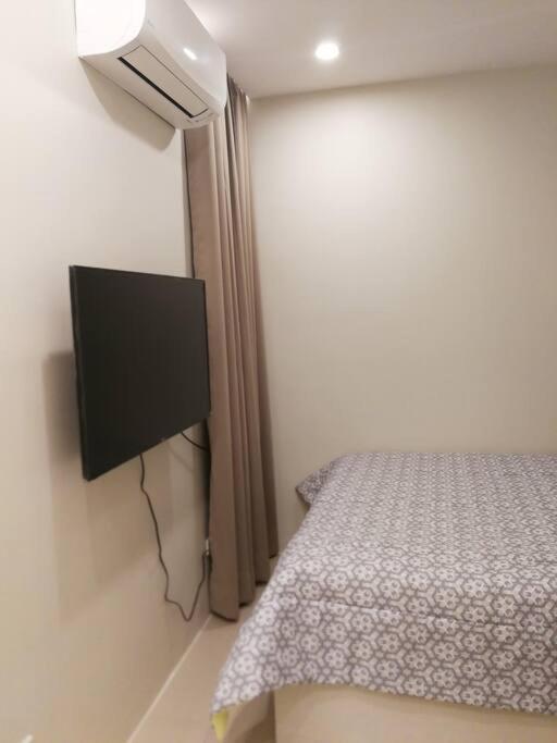 Adria Residences - Emerald Garden - 2 Bedroom Unit For 4 Person 马尼拉 外观 照片